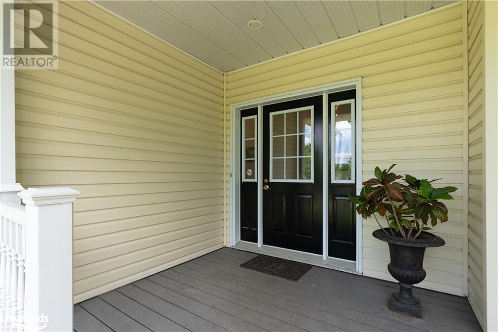 31 Deerfoot Trail, Huntsville, Ontario  P1H 0A6 - Photo 3 - 40581794