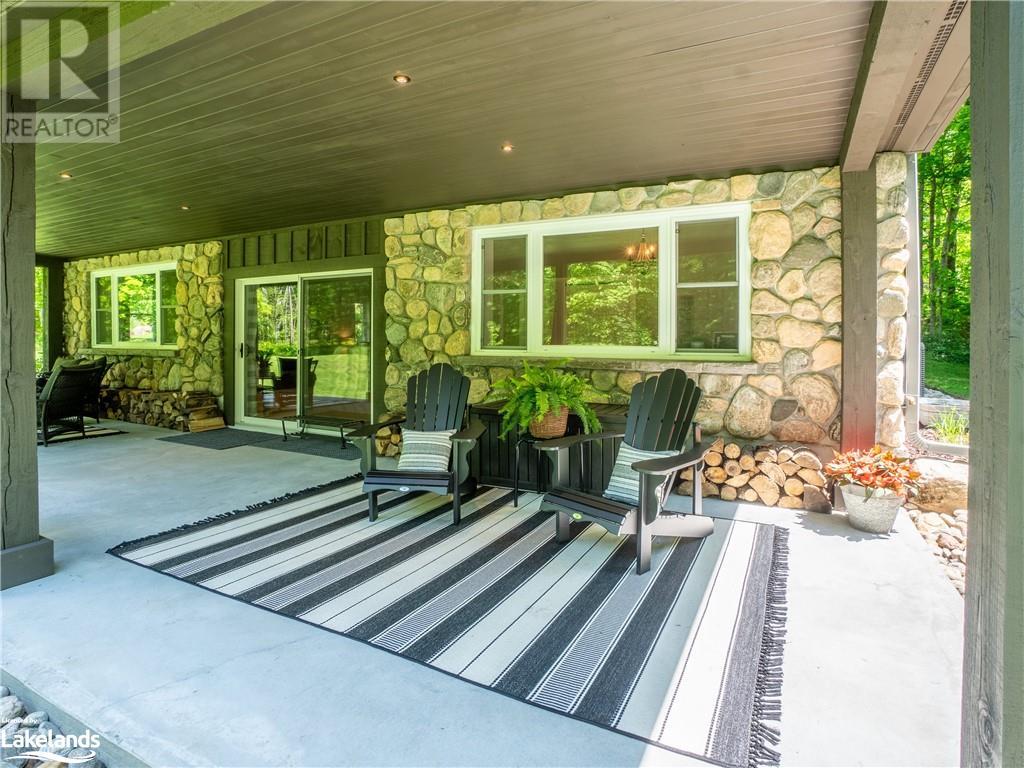 1064 Moore Road, Bracebridge, Ontario  P1L 1X4 - Photo 11 - 40595314