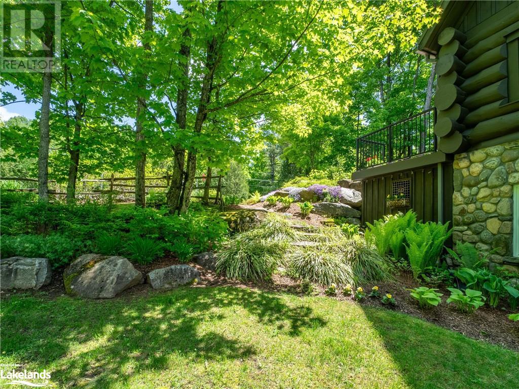 1064 Moore Road, Bracebridge, Ontario  P1L 1X4 - Photo 13 - 40595314