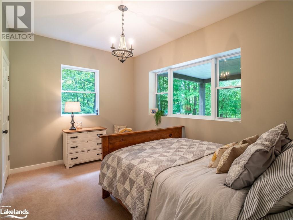 1064 Moore Road, Bracebridge, Ontario  P1L 1X4 - Photo 34 - 40595314