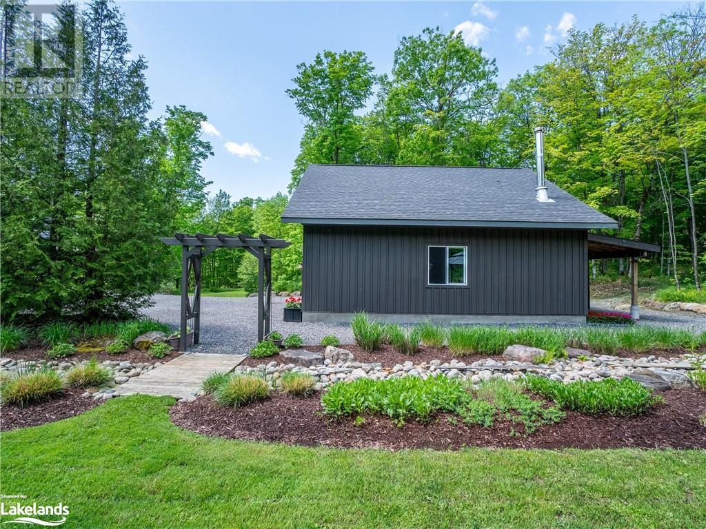 1064 Moore Road, Bracebridge, Ontario  P1L 1X4 - Photo 37 - 40595314