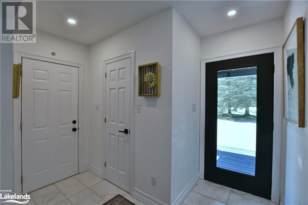 20 Forest Drive, Collingwood, Ontario  L9Y 4W7 - Photo 4 - 40591470