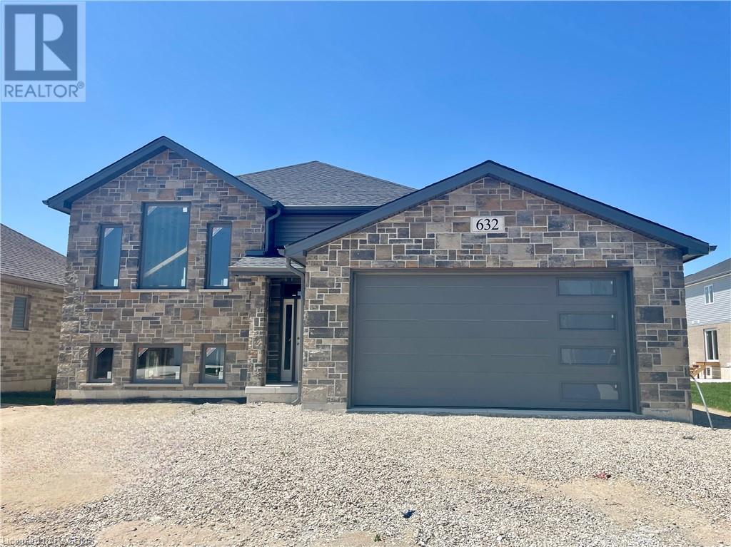 632 26th Avenue, Hanover, Ontario  N4N 3B8 - Photo 1 - 40586235