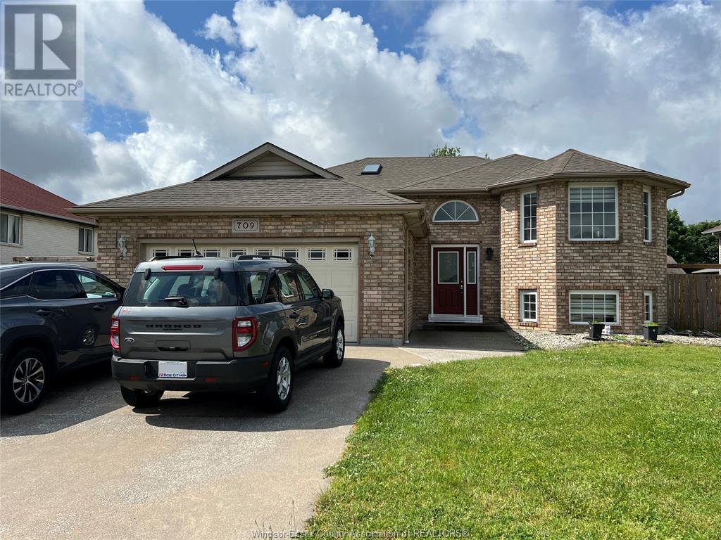 709 HAVENS DRIVE Unit# LOWER, windsor, Ontario