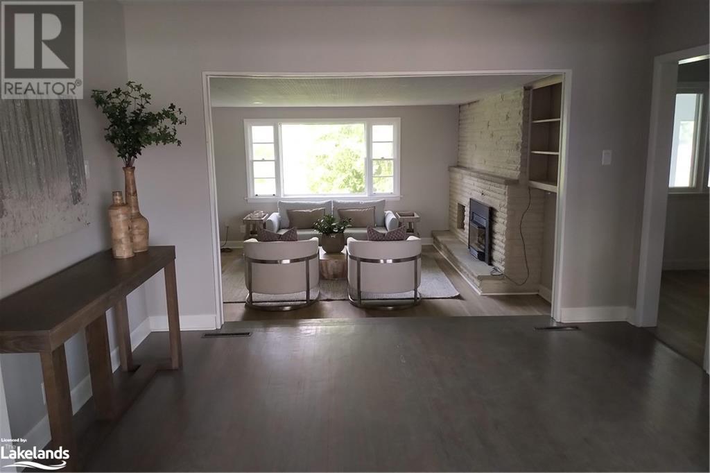 876 Hurontario Street, Collingwood, Ontario  L9Y 0G7 - Photo 4 - 40595931