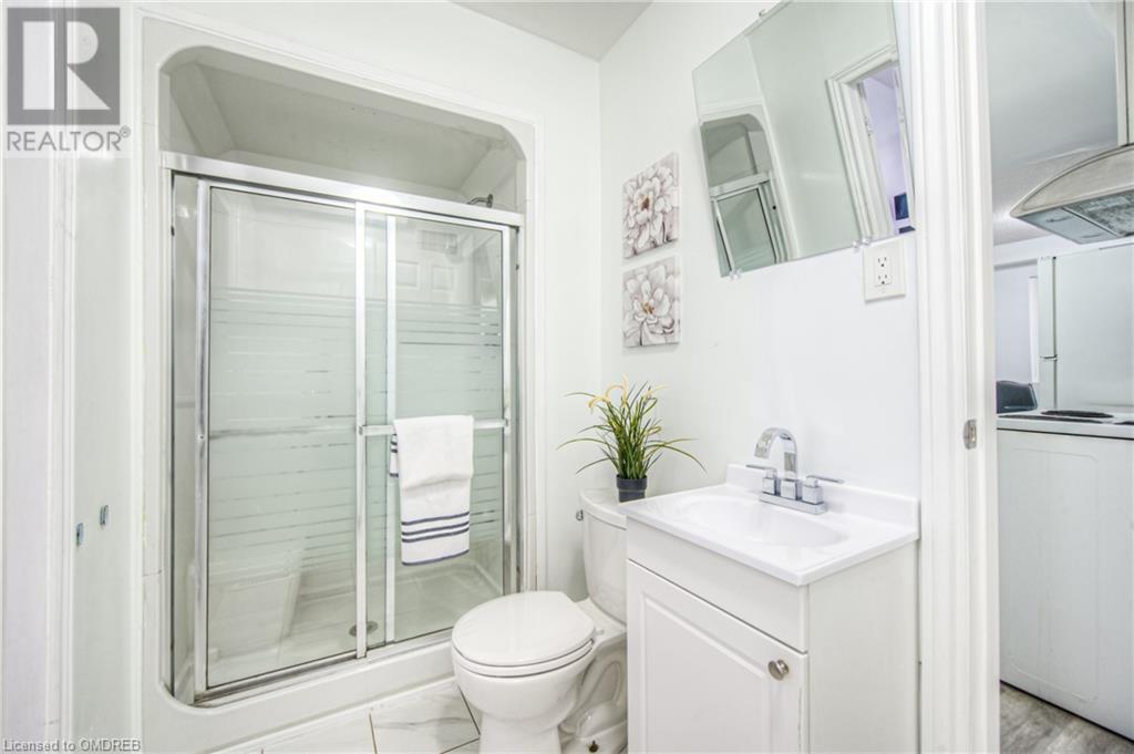 110 Gledhill Crescent, Hamilton, Ontario  L9C 6H4 - Photo 9 - 40585492