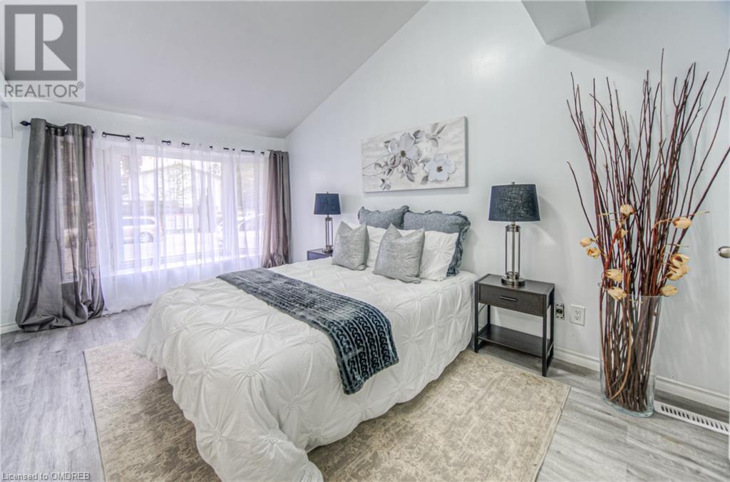 110 Gledhill Crescent, Hamilton, Ontario  L9C 6H4 - Photo 7 - 40585492