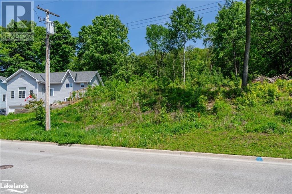 53 Church Street, Penetanguishene, Ontario  L9M 1B3 - Photo 2 - 40595878