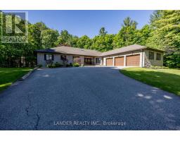 33 ALGONQUIN FOREST DRIVE, east gwillimbury, Ontario