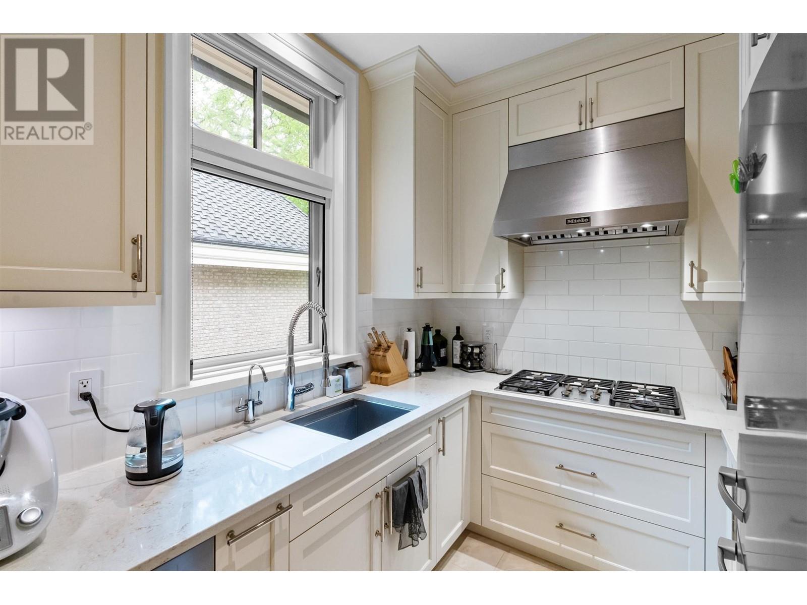 5912 Churchill Street, Vancouver, British Columbia  V6M 3H5 - Photo 10 - R2887409