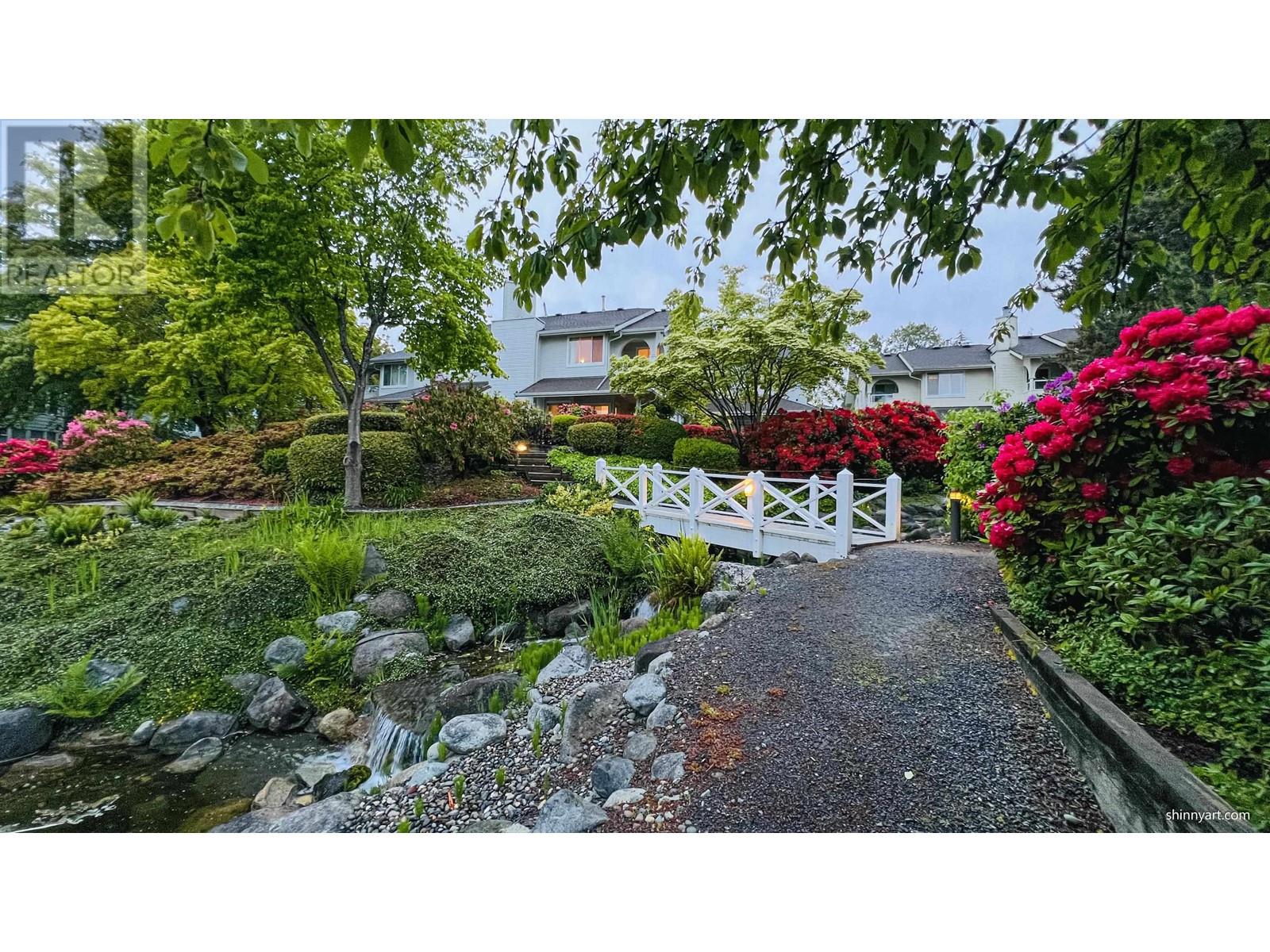 260 Waterford Drive, Vancouver, British Columbia  V5X 4T4 - Photo 4 - R2885305