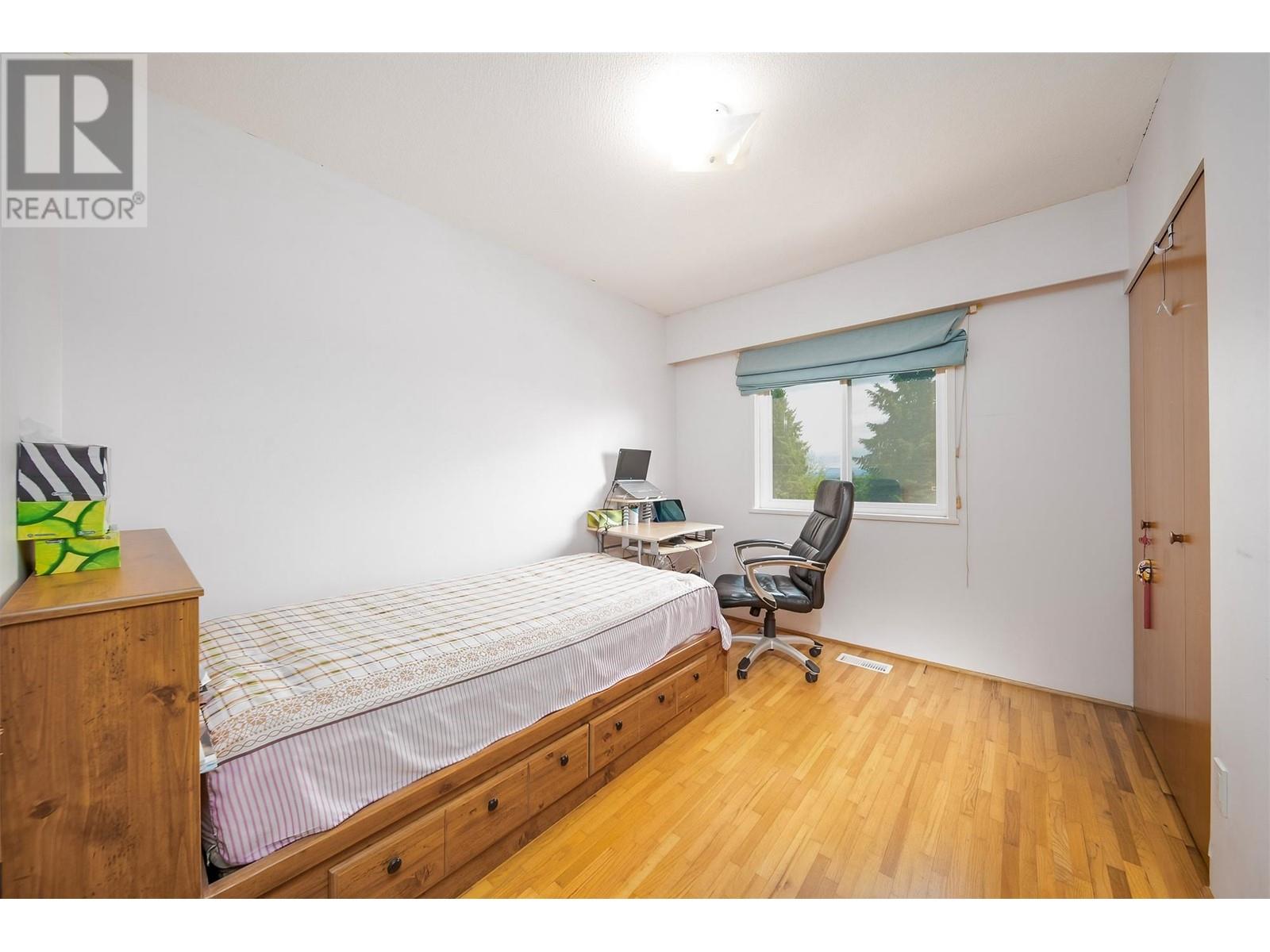 1460 Columbia Avenue, Port Coquitlam, British Columbia  V3C 1C3 - Photo 9 - R2885484