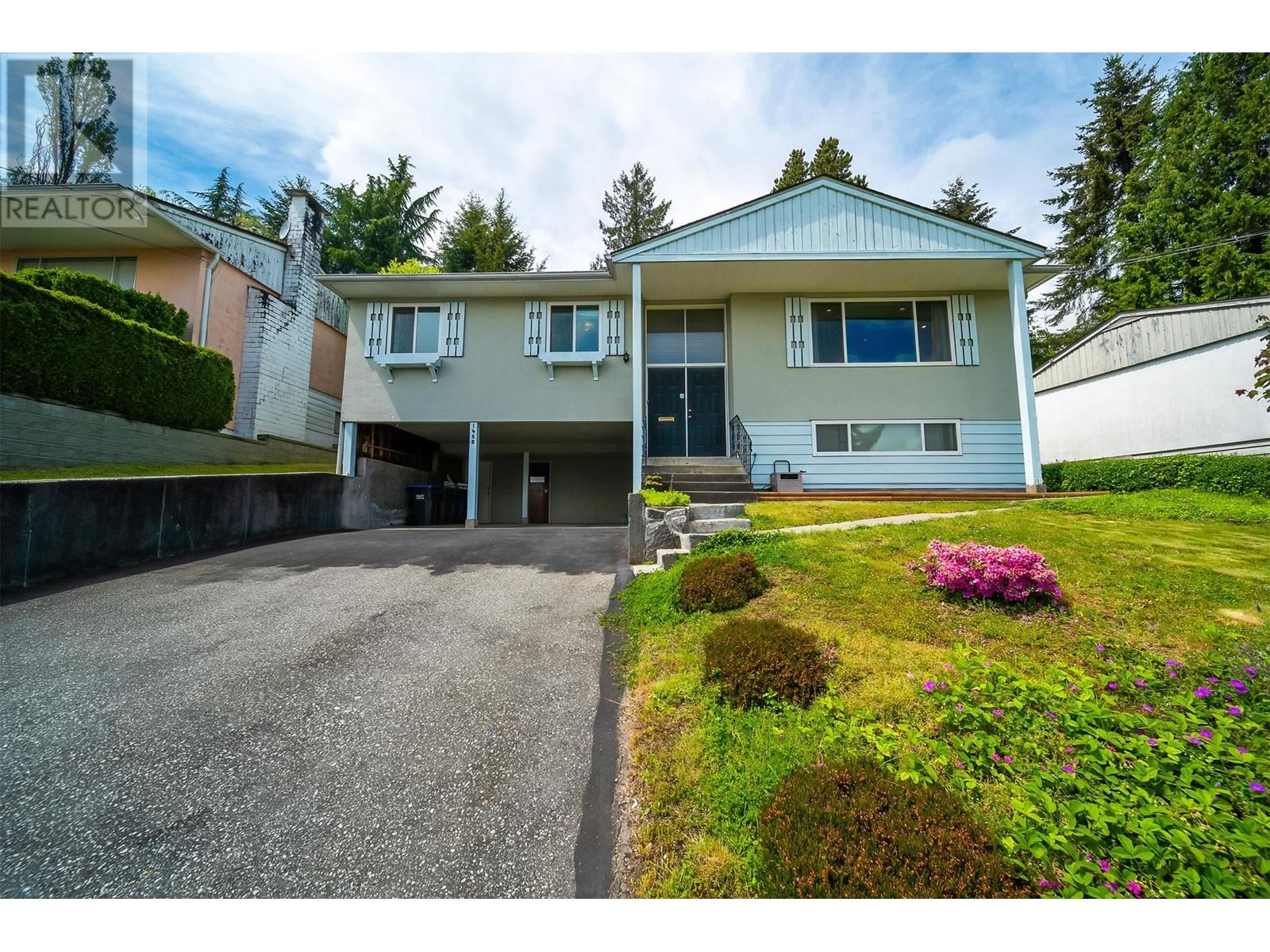 1460 Columbia Avenue, Port Coquitlam, British Columbia  V3C 1C3 - Photo 1 - R2885484