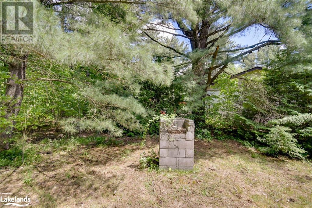 108 Pinedale Lane, Gravenhurst, Ontario  P1P 1L5 - Photo 3 - 40595131