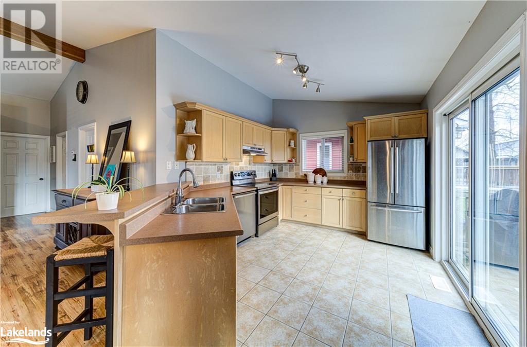 339 Robinson Road, Wasaga Beach, Ontario  L9Z 2Z1 - Photo 19 - 40596229