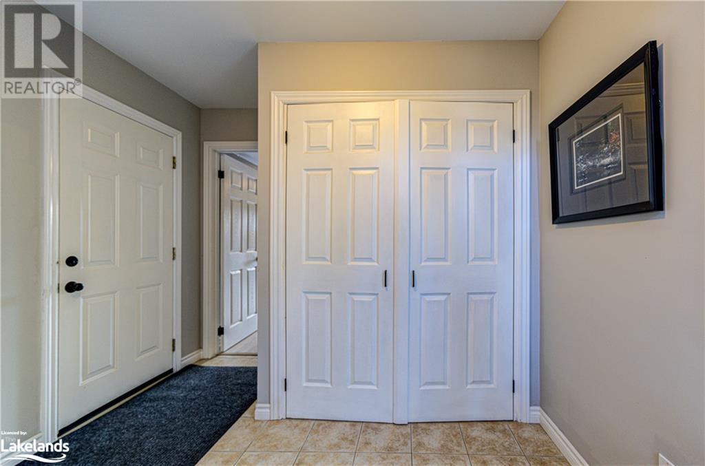 339 Robinson Road, Wasaga Beach, Ontario  L9Z 2Z1 - Photo 34 - 40596229