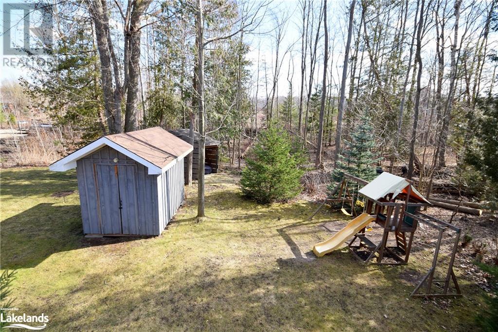 339 Robinson Road, Wasaga Beach, Ontario  L9Z 2Z1 - Photo 47 - 40596229