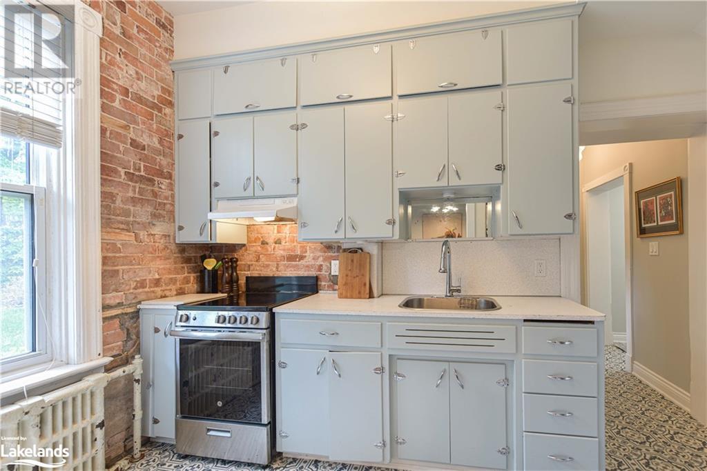 120 Brant Street E, Orillia, Ontario  L3V 1Z2 - Photo 16 - 40595607