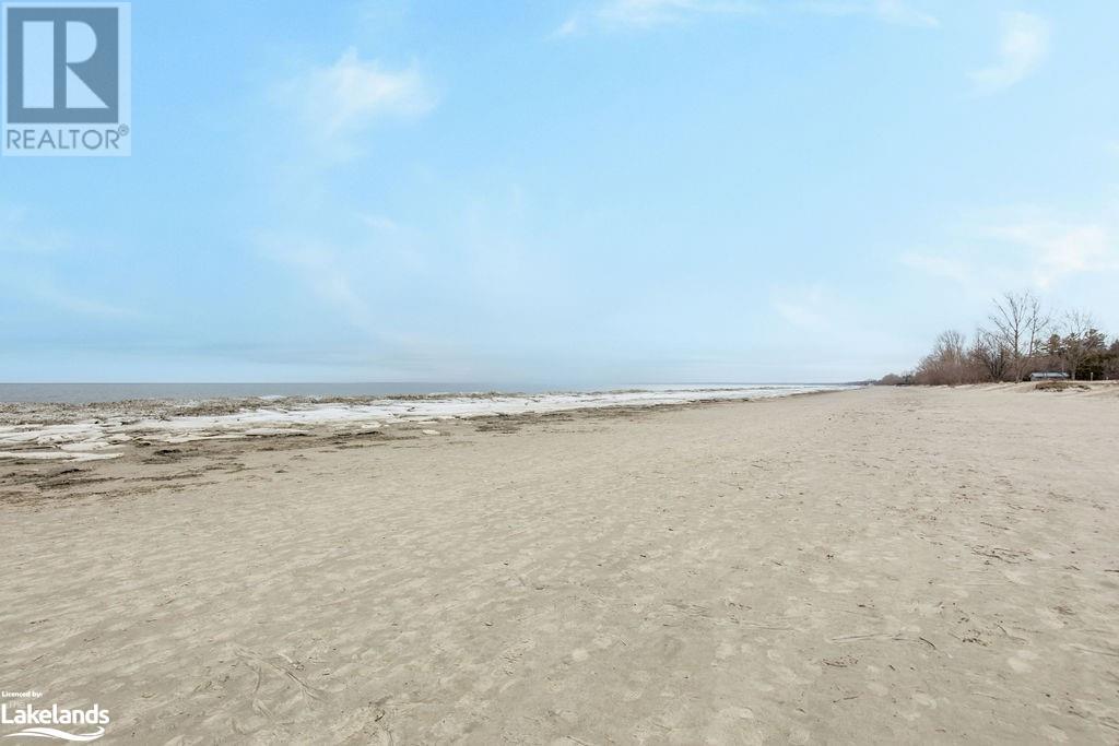 126 28th Street N, Wasaga Beach, Ontario  L9Z 2E2 - Photo 31 - 40596266