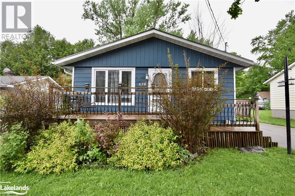 678 Simcoe Avenue, Port Mcnicoll, Ontario  L0K 1R0 - Photo 2 - 40596125