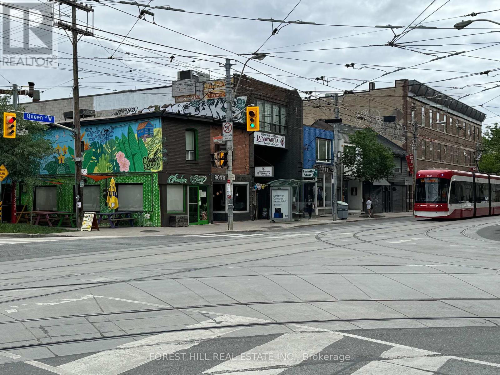 936 Queen Street W, Toronto, Ontario  M6J 1G9 - Photo 3 - C8379304