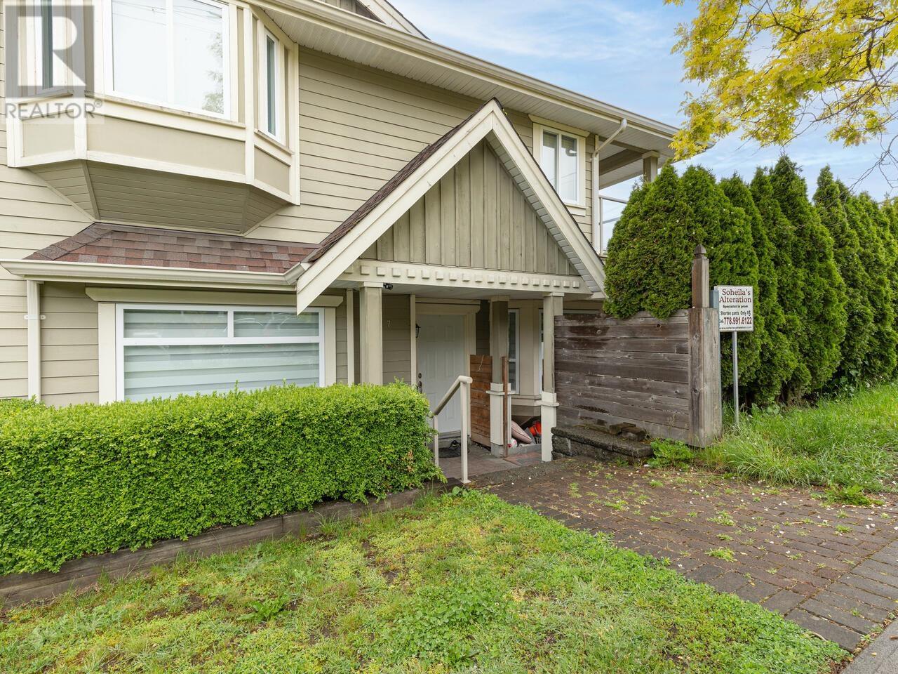 1327 FORBES AVENUE, north vancouver, British Columbia