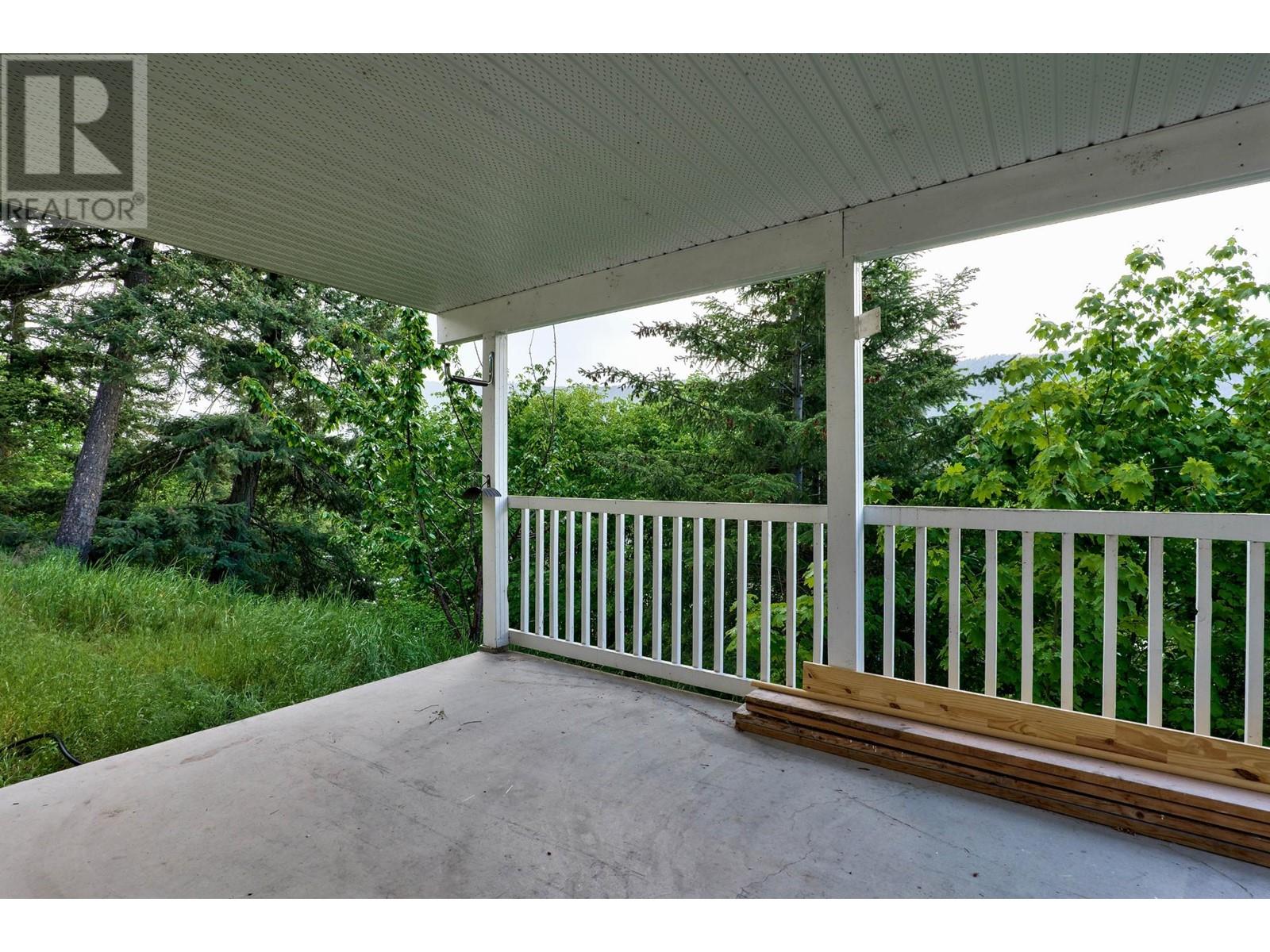 1170 Montgomery Place, Chase, British Columbia  V0E 1M1 - Photo 37 - 178844