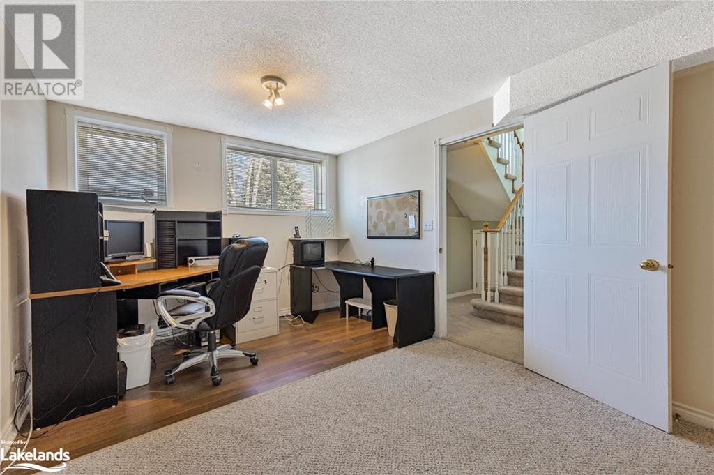 166 58th Street S, Wasaga Beach, Ontario  L9Z 1N9 - Photo 23 - 40596827
