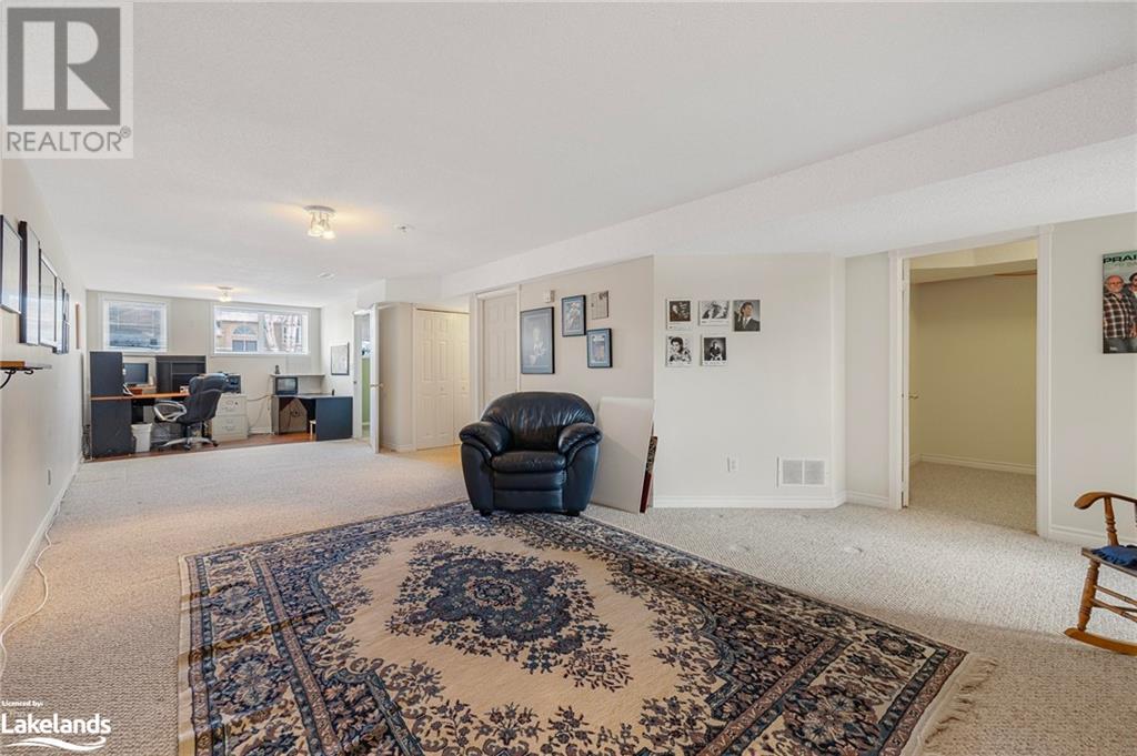 166 58th Street S, Wasaga Beach, Ontario  L9Z 1N9 - Photo 27 - 40596827