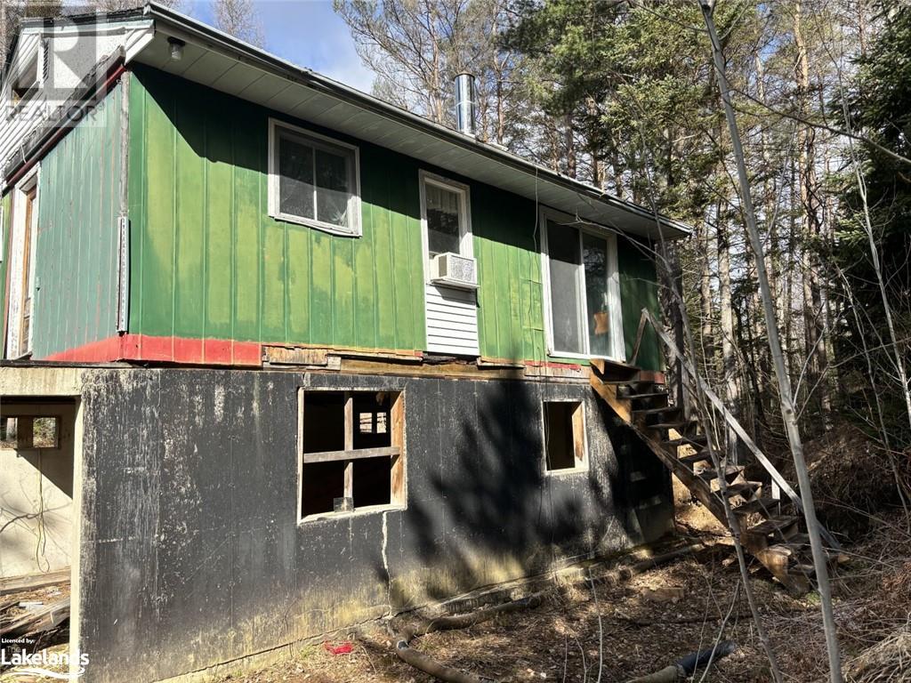 1021 Barry Line Road, Haliburton, Ontario  K0M 1S0 - Photo 3 - 40594178