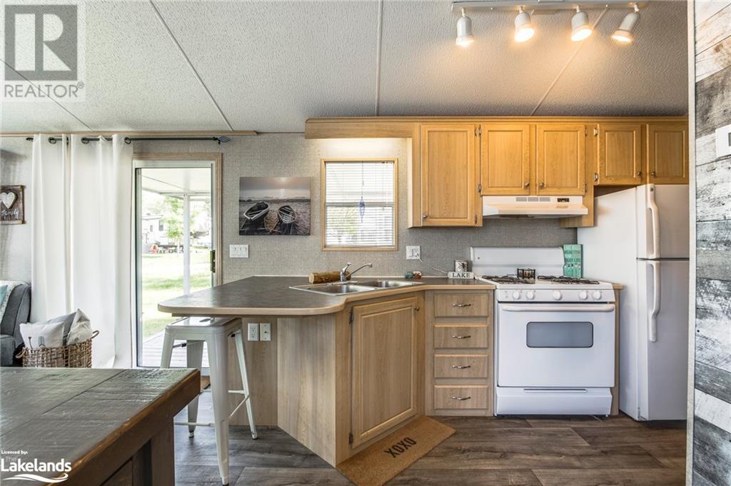 46 Lakeshore Road, Midland, Ontario  L4R 0B9 - Photo 8 - 40596506