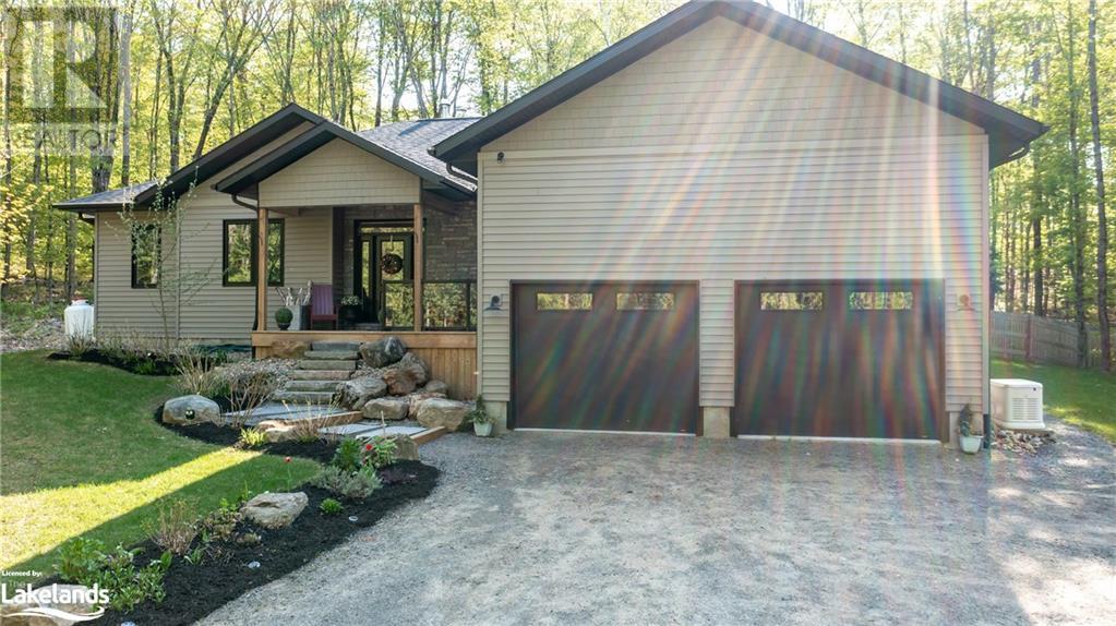170 Springfield Road, Huntsville, Ontario  P1H 2J3 - Photo 3 - 40579627