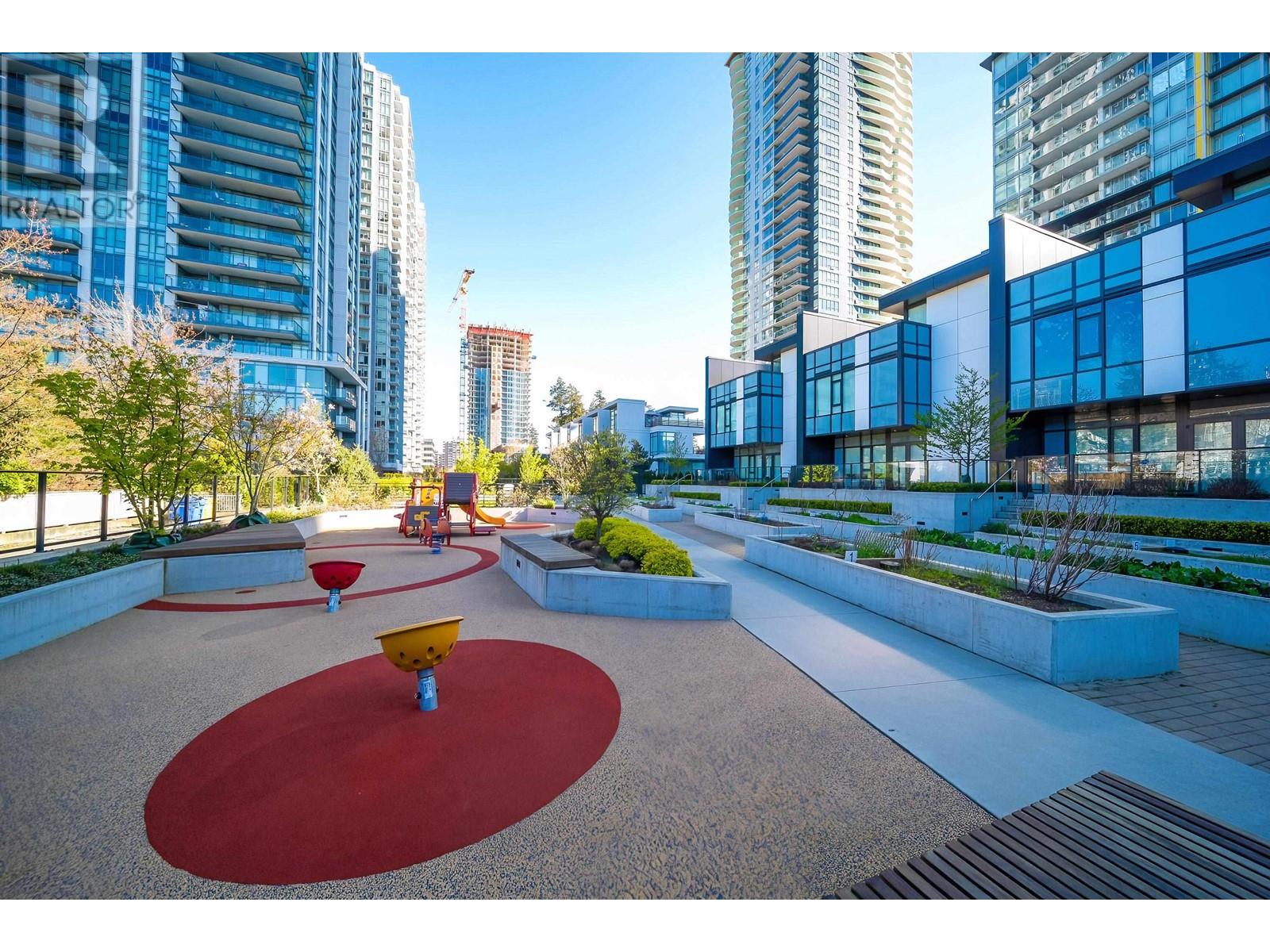 Listing Picture 29 of 33 : 3405 6699 DUNBLANE AVENUE, Burnaby / 本拿比 - 魯藝地產 Yvonne Lu Group - MLS Medallion Club Member