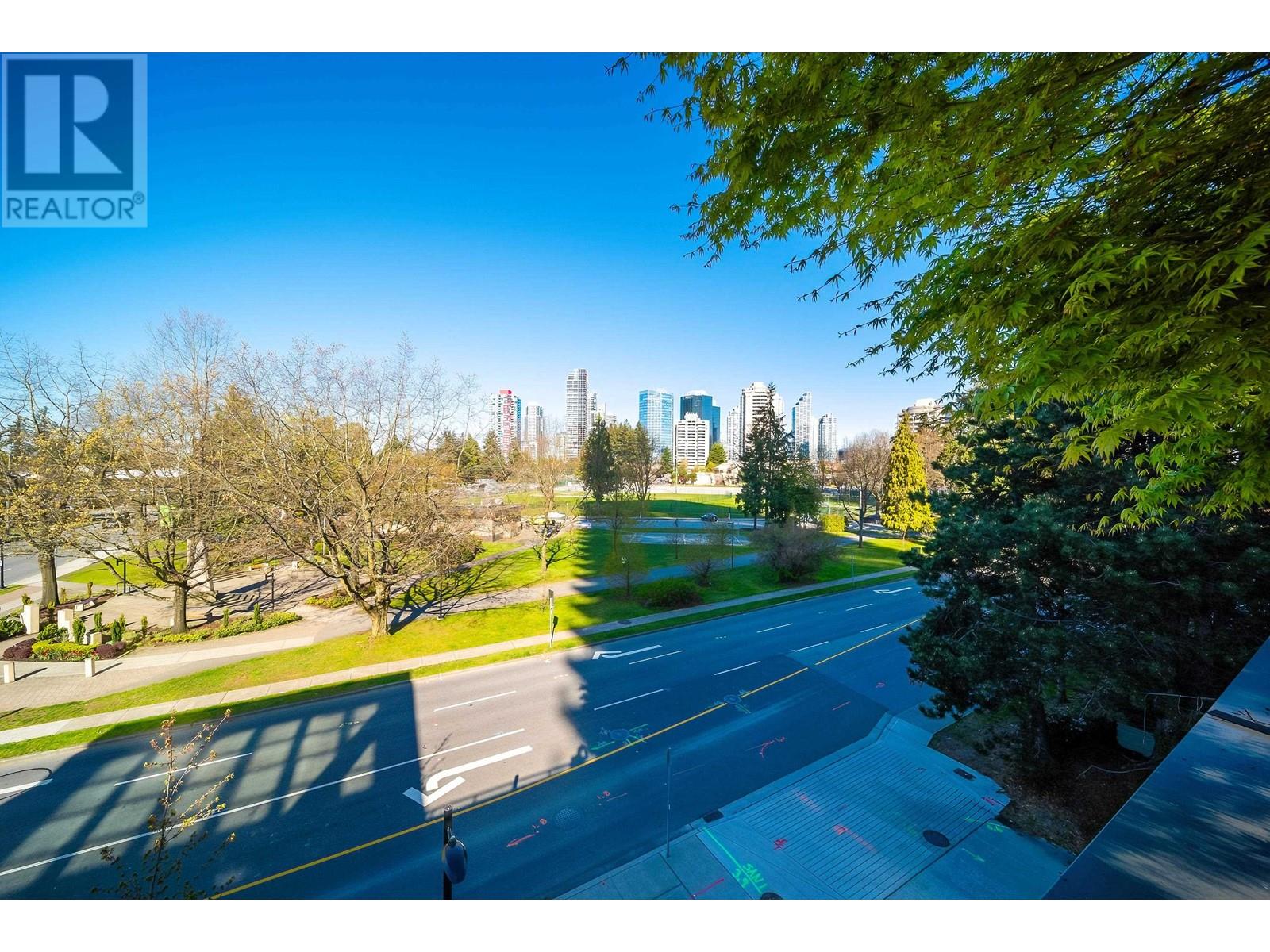 Listing Picture 23 of 33 : 3405 6699 DUNBLANE AVENUE, Burnaby / 本拿比 - 魯藝地產 Yvonne Lu Group - MLS Medallion Club Member