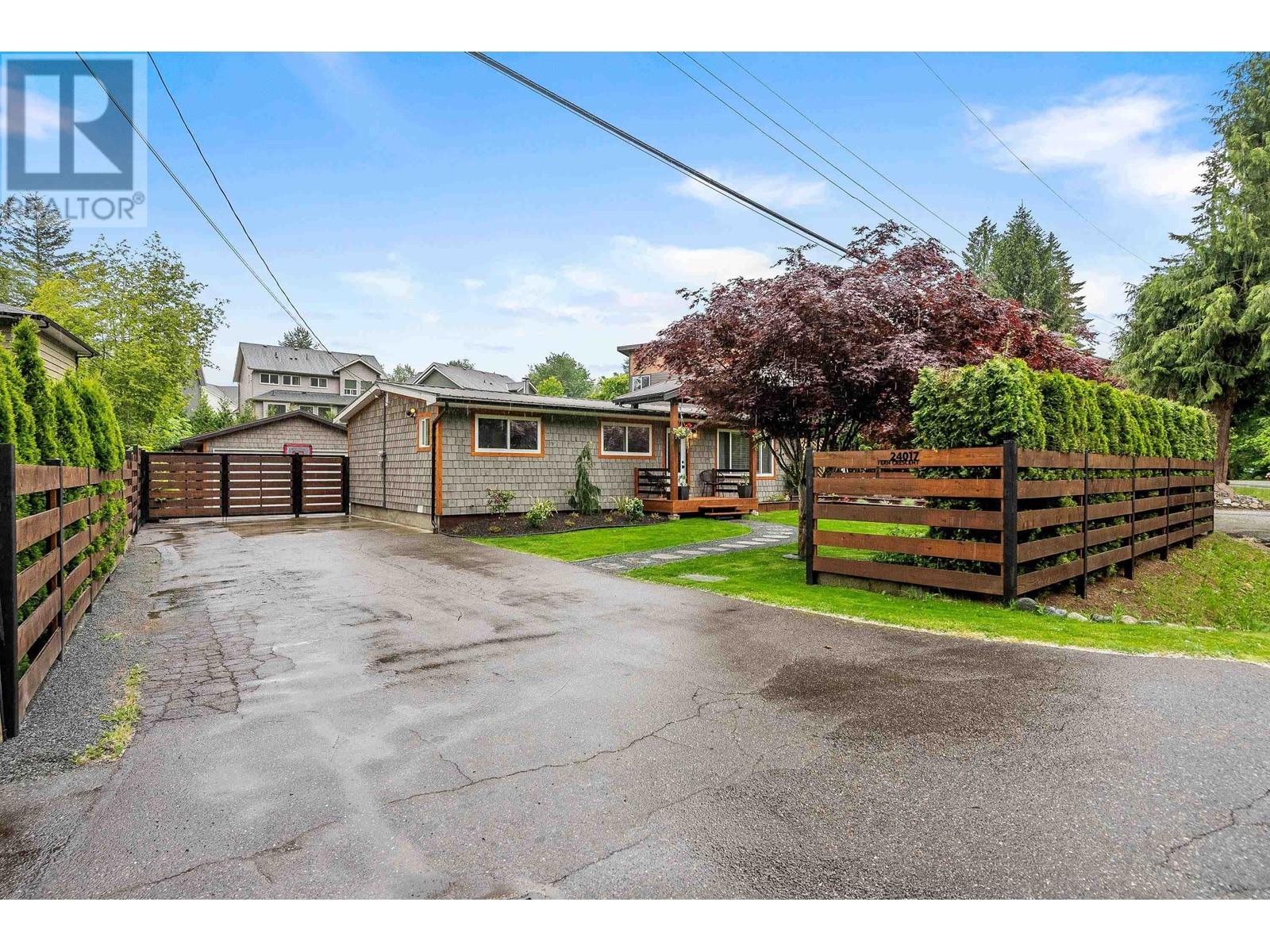 24017 FERN CRESCENT, Maple Ridge, British Columbia One Percent Realty
