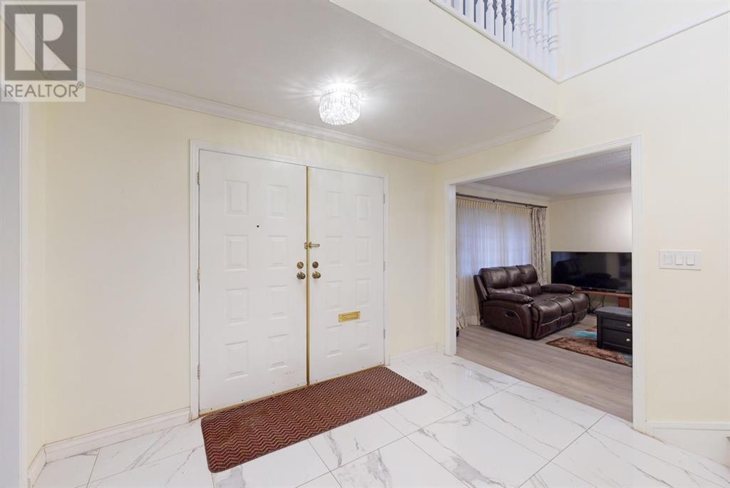 Property at 6683 OAK STREET image 2