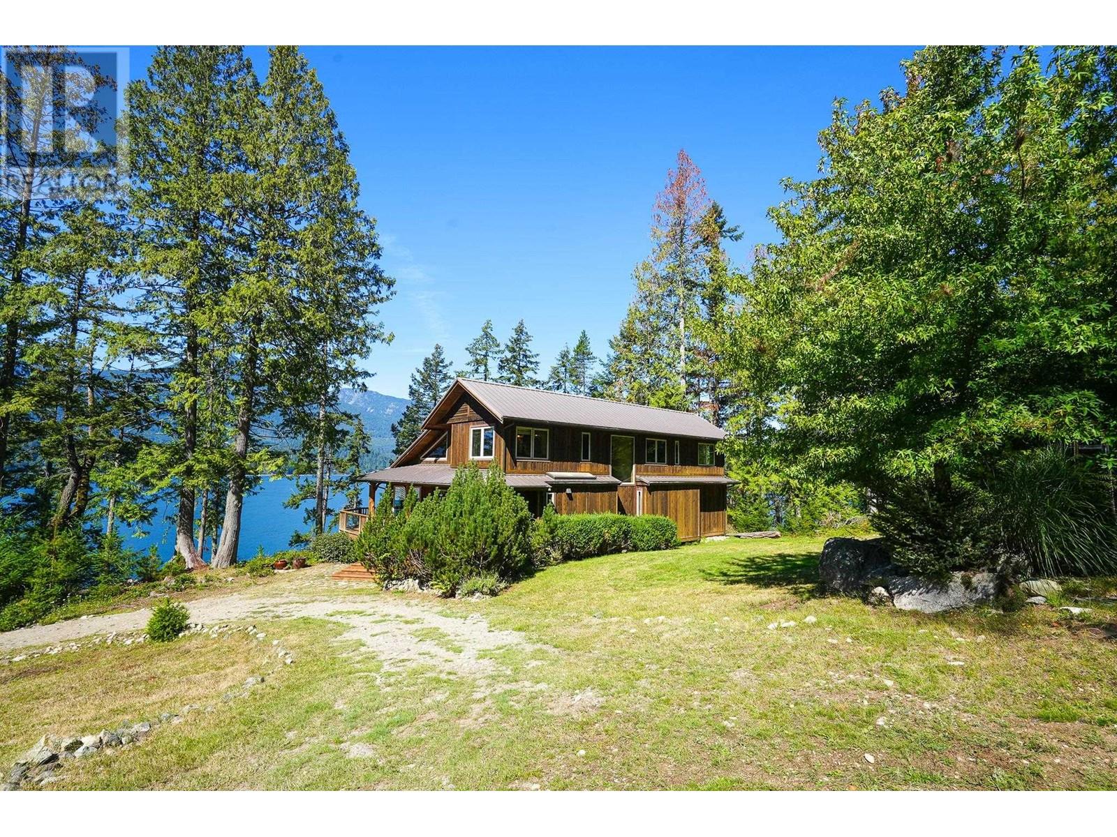 2363 Sasaler Road, Gambier Island, British Columbia  V0N 1V0 - Photo 9 - R2888194