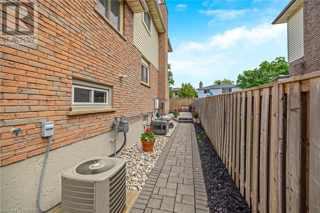 839 Merritt Drive, Milton, Ontario  L9T 4J9 - Photo 50 - 40595906