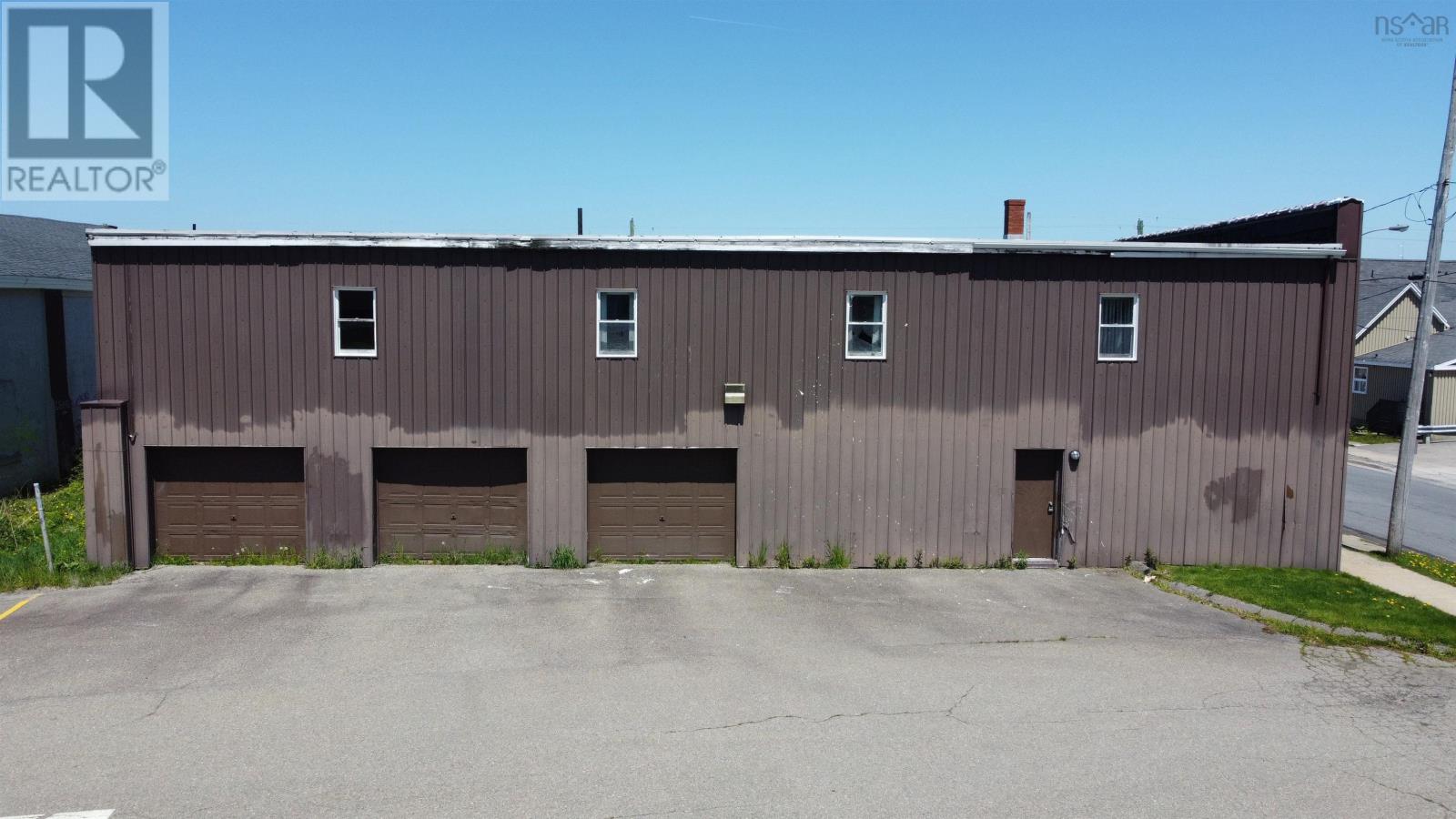 6 Clyde Avenue, Sydney Mines, Nova Scotia  B1V 2E4 - Photo 1 - 202410919