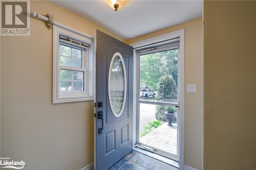 180 Kingswood Drive, Gravenhurst, Ontario  P1P 1L6 - Photo 3 - 40595267