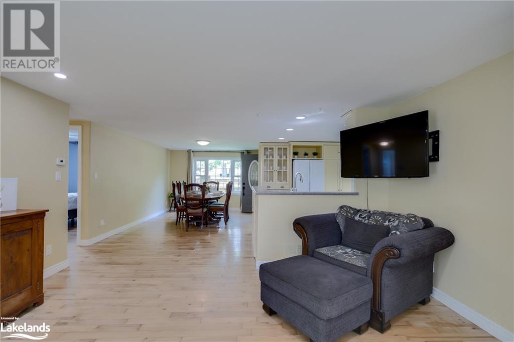 180 Kingswood Drive, Gravenhurst, Ontario  P1P 1L6 - Photo 6 - 40595267