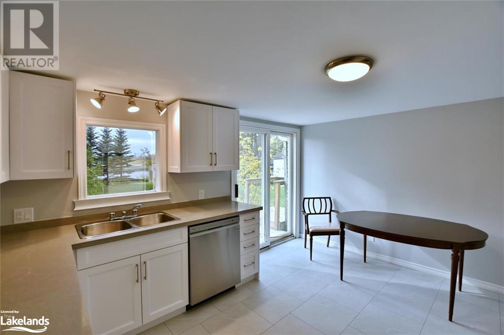 25 Ayling Reid Court, Wasaga Beach, Ontario  L9Z 2G5 - Photo 7 - 40570738