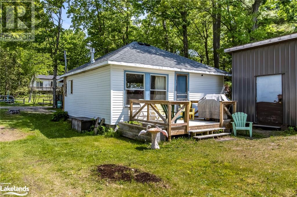 70 WAHNEKEWENING Drive, tiny, Ontario
