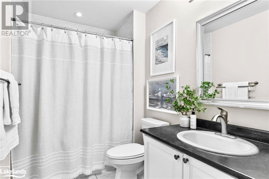 45 Ferndale Drive S Unit# 104, Barrie, Ontario  L4N 5W7 - Photo 10 - 40596325