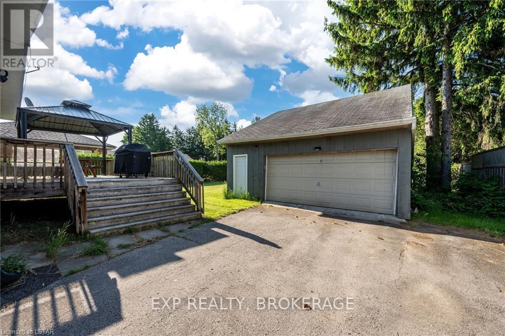 3043 Westminster Drive, London, Ontario  N6E 3Y4 - Photo 32 - X8382000