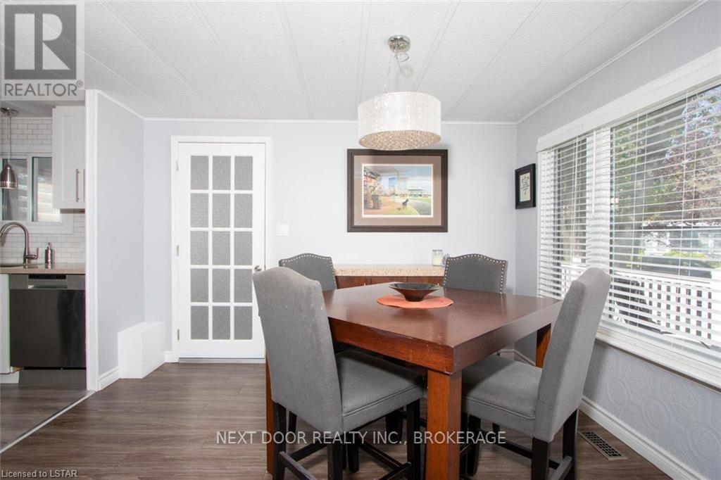 131 Sunningdale Place, South Huron, Ontario  N0M 1T0 - Photo 19 - X8382414