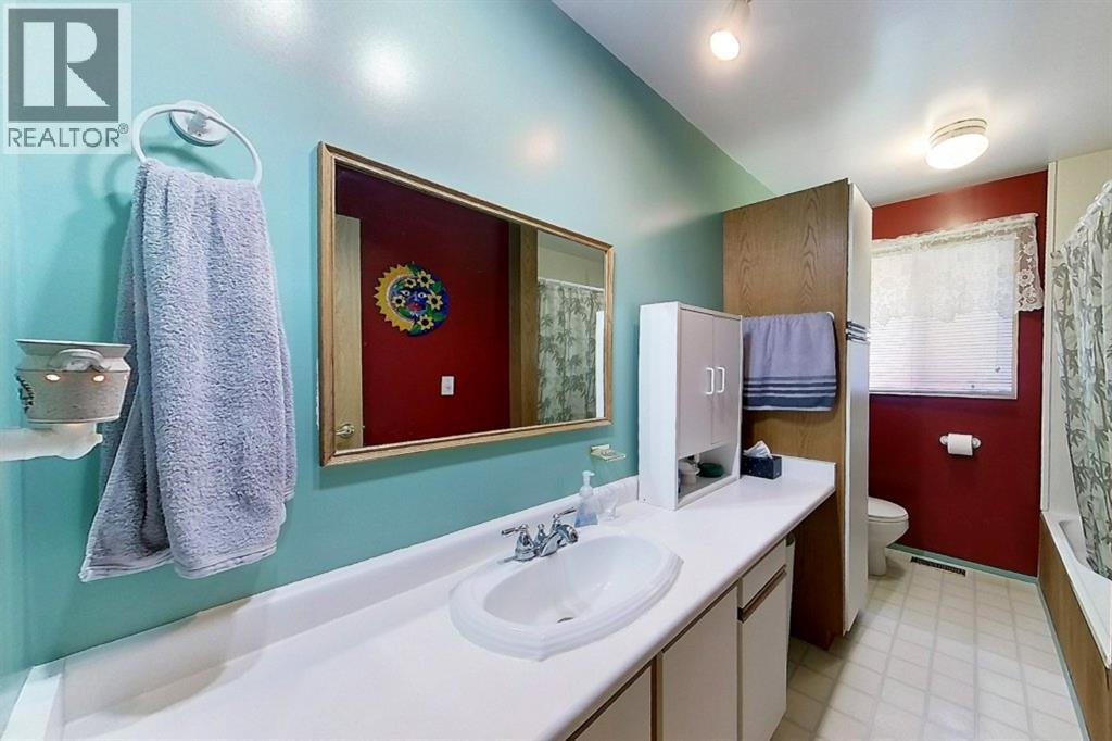 5114 49 Ave, Robb, Alberta  T0E 1X0 - Photo 16 - A2136267