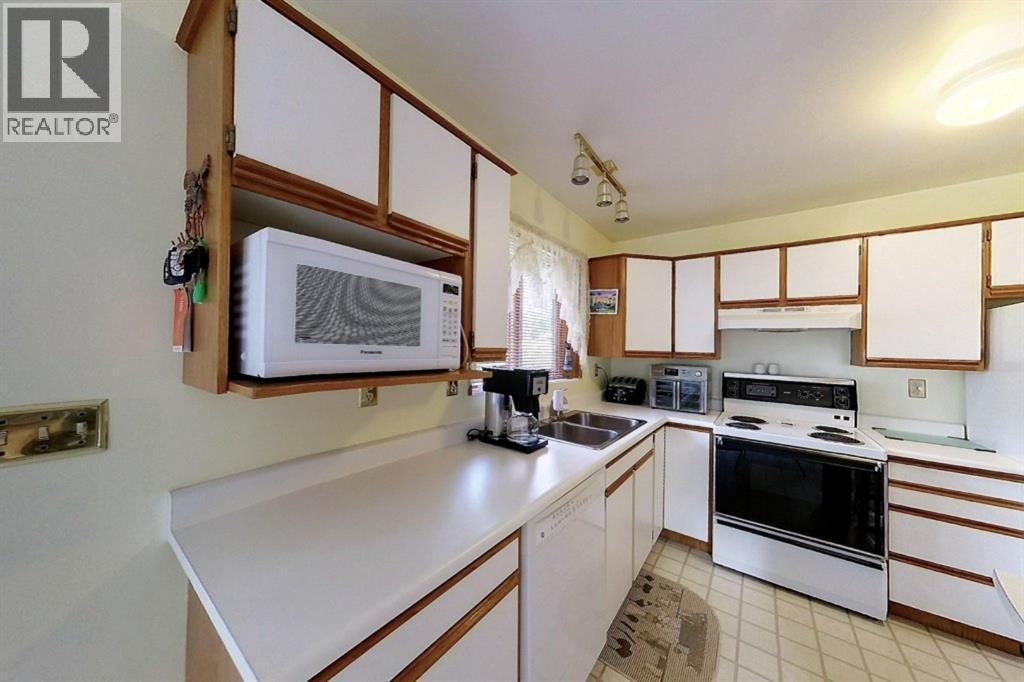 5114 49 Ave, Robb, Alberta  T0E 1X0 - Photo 8 - A2136267