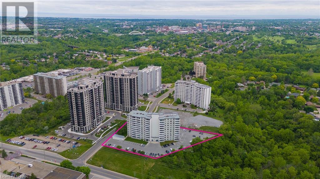 35 Towering Heights Boulevard Unit# 101, St. Catharines, Ontario  L2T 3G8 - Photo 4 - 40591259