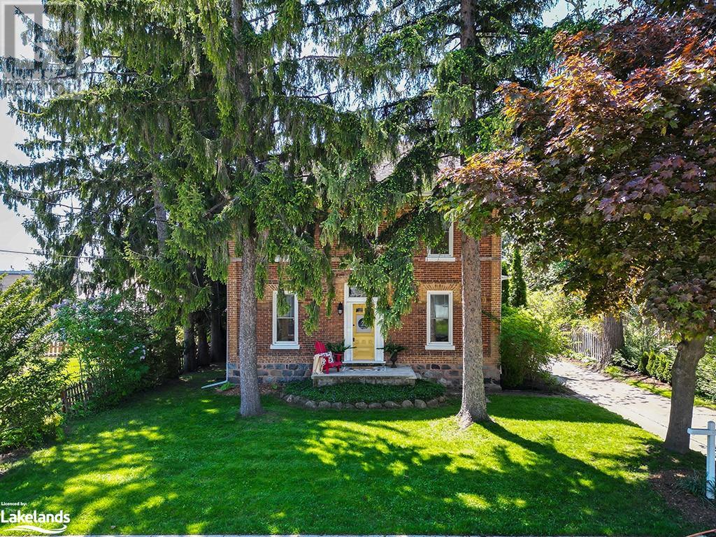27 Collingwood Street W, Meaford, Ontario  N4L 1N8 - Photo 2 - 40589306